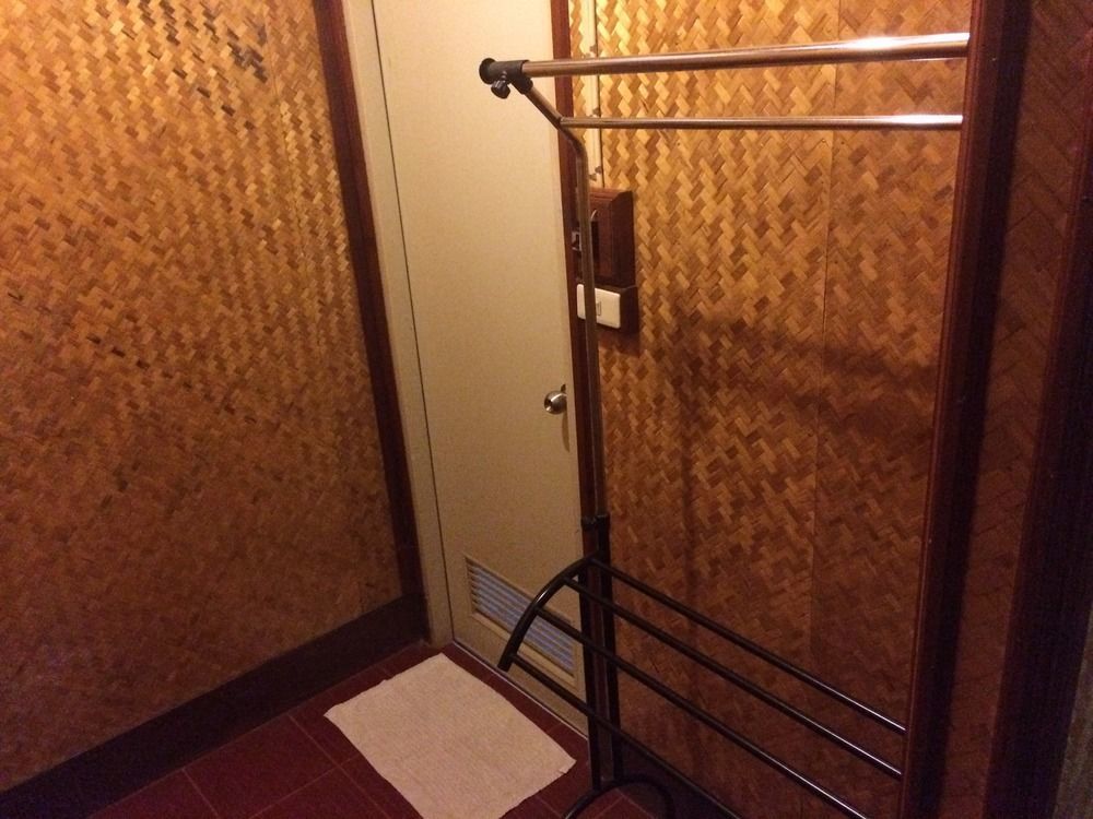 Ban Suan Klang Muang Resort Мае Хонг Сон Екстериор снимка